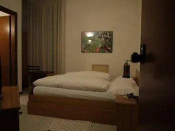 Ξενοδοχείο Valtellina 2*